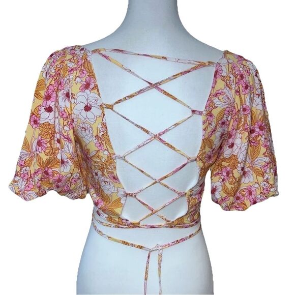 Altar’d State Boho Floral Puff Sleeve Square Neck Lace Up Back Crop Top Women M - Picture 3 of 11